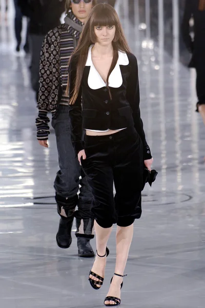 Look 40